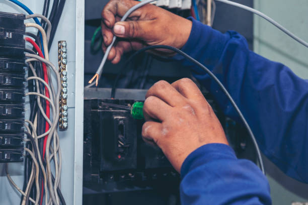 Best Affordable Emergency Electrician  in Florida, NY